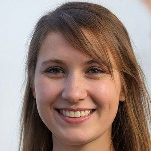 je suis une fille affectueuse et je souhaite me mettre en couple à Marseille
